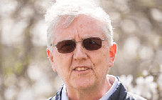 Dr. Christopher Ellis 